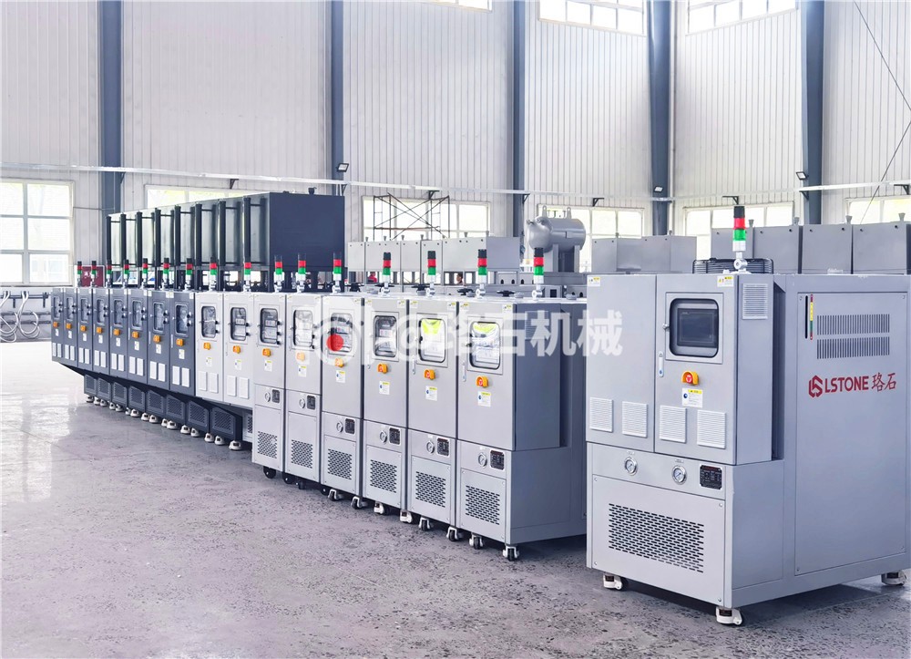 7臺，油式模溫機，發(fā)往重慶市