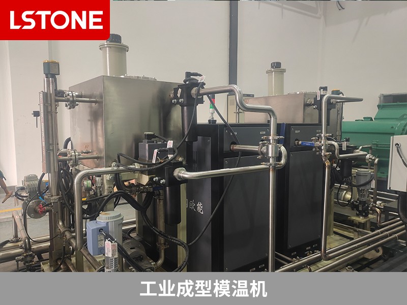 工業(yè)成型模溫機2