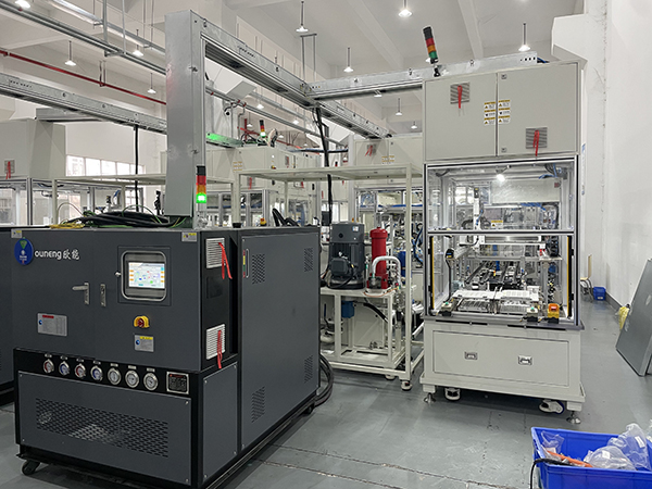 新能源冷熱一體機(jī)