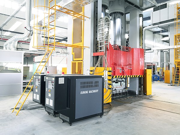 玻璃鋼模具油加熱器 玻璃鋼模具油加熱器