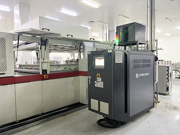 循環(huán)油式模溫機(jī) 循環(huán)油式模溫機(jī)