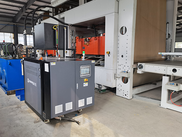 GMT片材成型模溫機(jī)